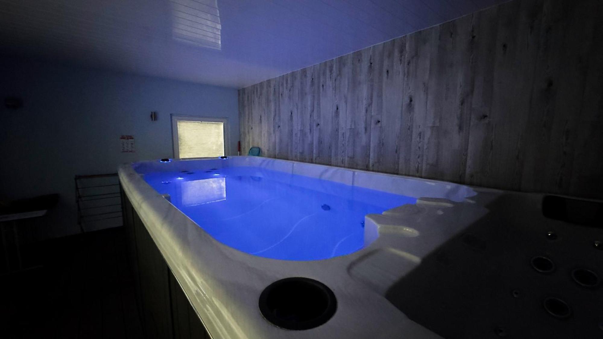 Amazing Cottage With Private Indoor Swim Pool And Hot Tub Grantown-on-Spey Eksteriør bilde