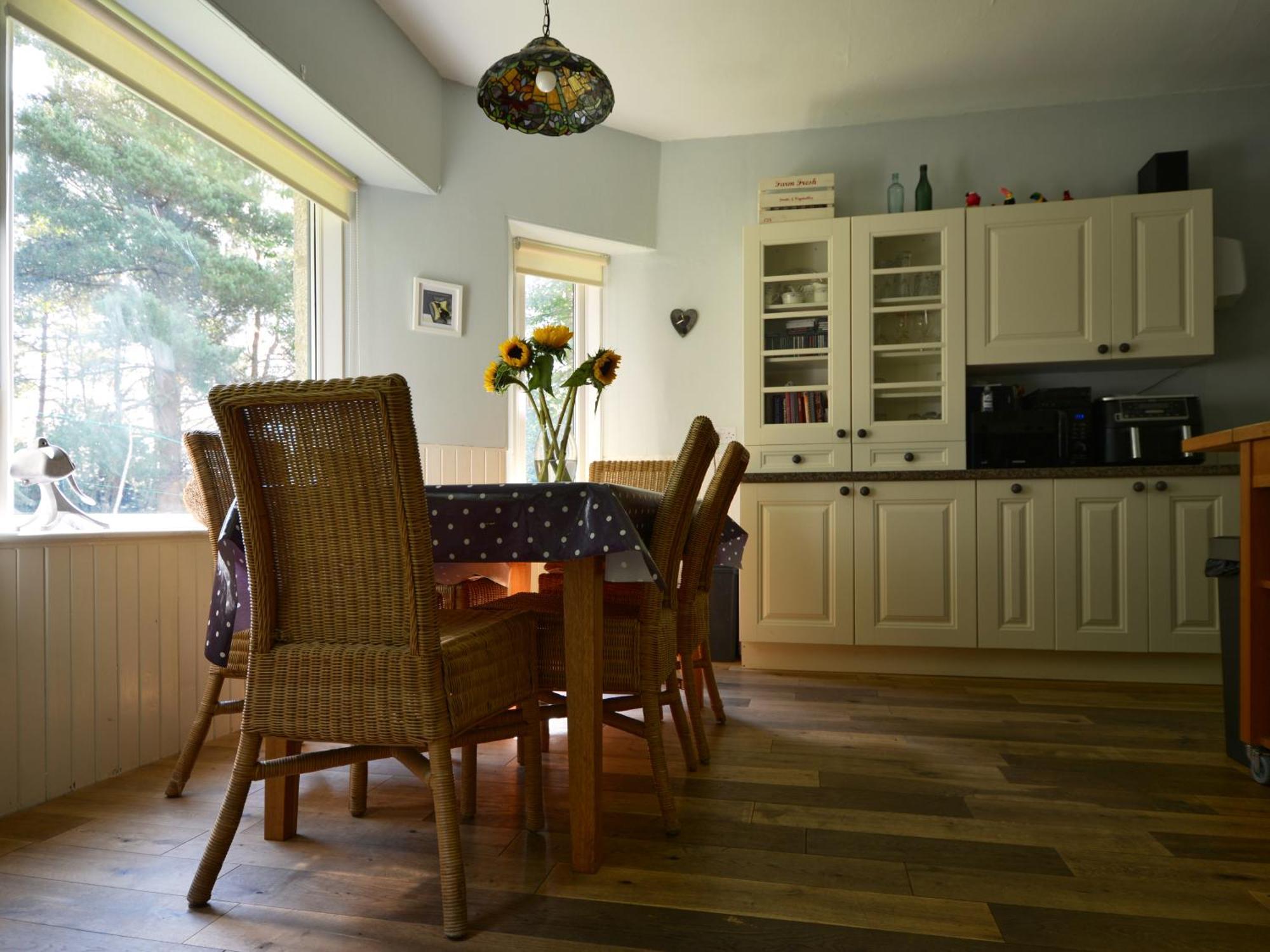 Amazing Cottage With Private Indoor Swim Pool And Hot Tub Grantown-on-Spey Eksteriør bilde